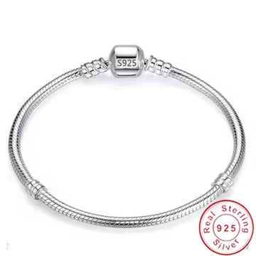 Sophisticated women's silver bracelet
