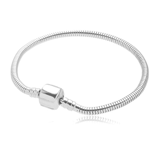 Sophisticated women's silver bracelet